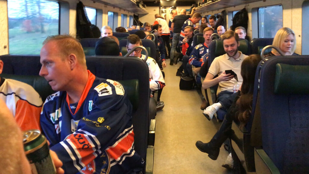 Lakers Lakejer fyller än en gång ett tåg med supportrar till Malmö